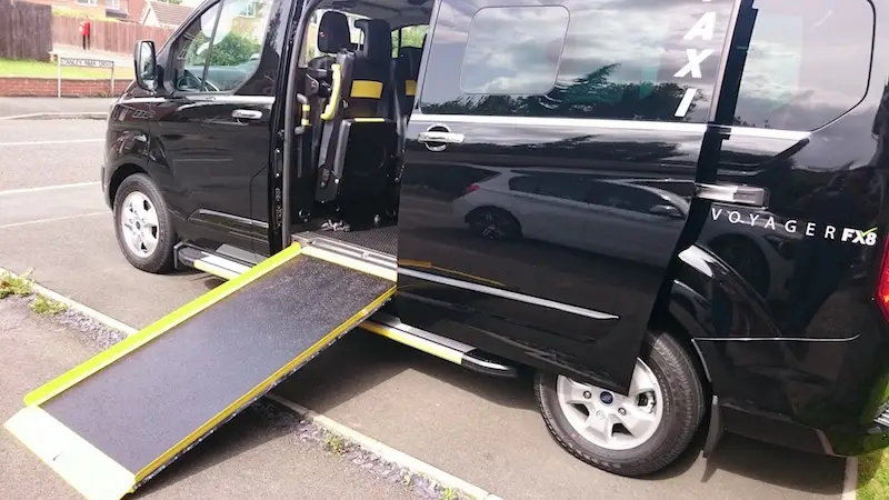 wheelchair access xl black cab in Petrerboroughv
